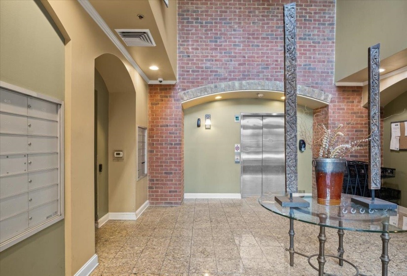 665 TENNESSEE ST, Memphis, Tennessee 38103, 2 Bedrooms Bedrooms, 5 Rooms Rooms,2 BathroomsBathrooms,Residential,For Sale,TENNESSEE,10209631