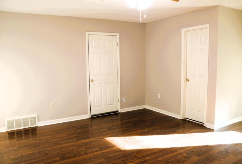 4204 HICKORY GROVE DR, Memphis, Tennessee 38141, 2 Bedrooms Bedrooms, 5 Rooms Rooms,2 BathroomsBathrooms,Residential,For Sale,HICKORY GROVE,10209692