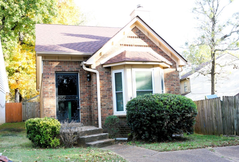 4204 HICKORY GROVE DR, Memphis, Tennessee 38141, 2 Bedrooms Bedrooms, 5 Rooms Rooms,2 BathroomsBathrooms,Residential,For Sale,HICKORY GROVE,10209692