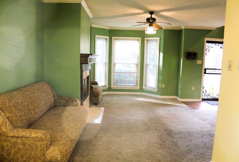 4204 HICKORY GROVE DR, Memphis, Tennessee 38141, 2 Bedrooms Bedrooms, 5 Rooms Rooms,2 BathroomsBathrooms,Residential,For Sale,HICKORY GROVE,10209692