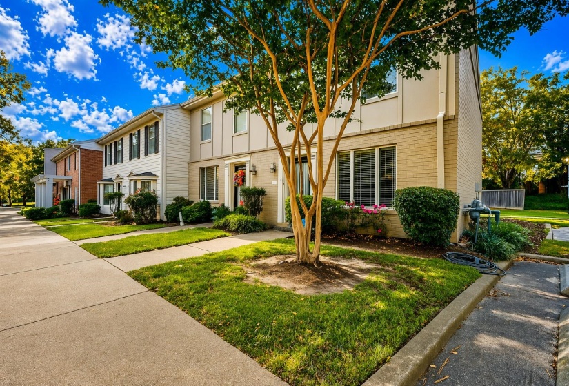 This beautifully maintained end-unit condo offers added privacy and extra parking. Fresh updates, a new front door, and modern finishes make it move-in ready and inviting from the moment you arrive.