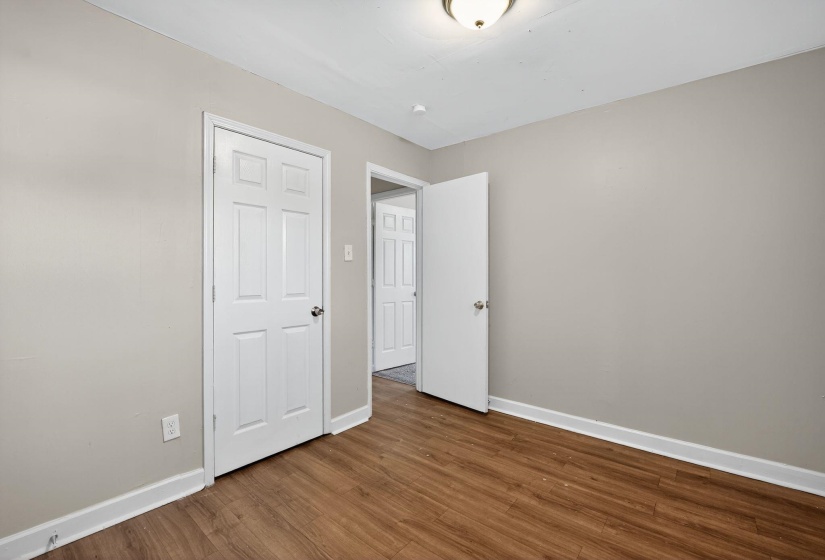 4360 BLUEBELL ST, Memphis, Tennessee 38109, 4 Bedrooms Bedrooms, 6 Rooms Rooms,1 BathroomBathrooms,Residential,For Sale,BLUEBELL,10209892