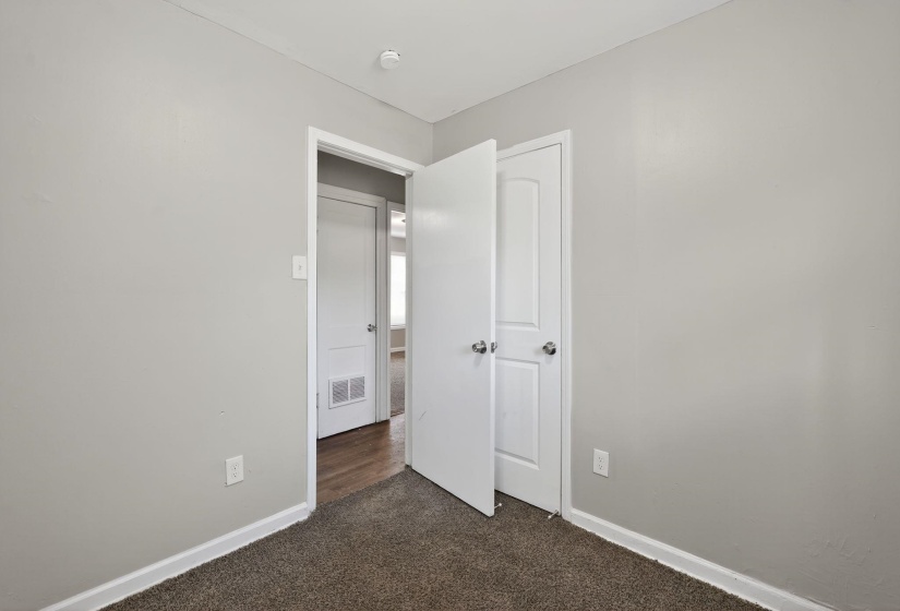 4360 BLUEBELL ST, Memphis, Tennessee 38109, 4 Bedrooms Bedrooms, 6 Rooms Rooms,1 BathroomBathrooms,Residential,For Sale,BLUEBELL,10209892