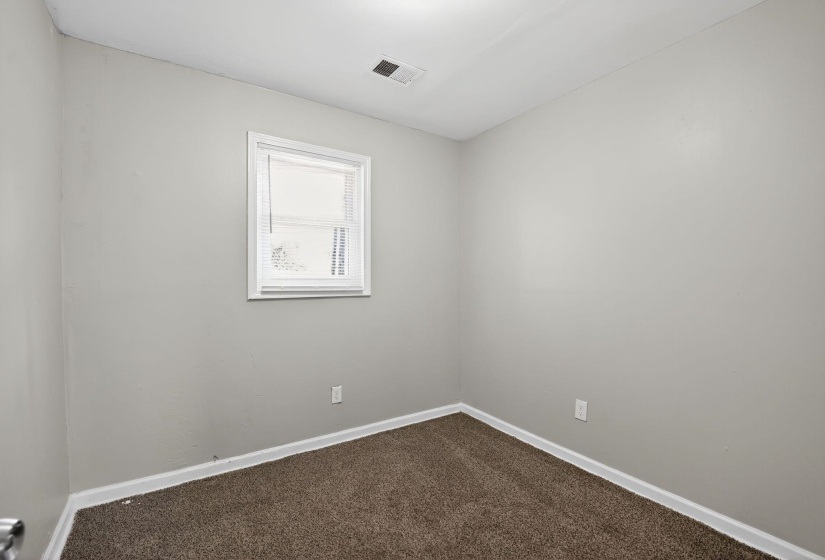 4360 BLUEBELL ST, Memphis, Tennessee 38109, 4 Bedrooms Bedrooms, 6 Rooms Rooms,1 BathroomBathrooms,Residential,For Sale,BLUEBELL,10209892