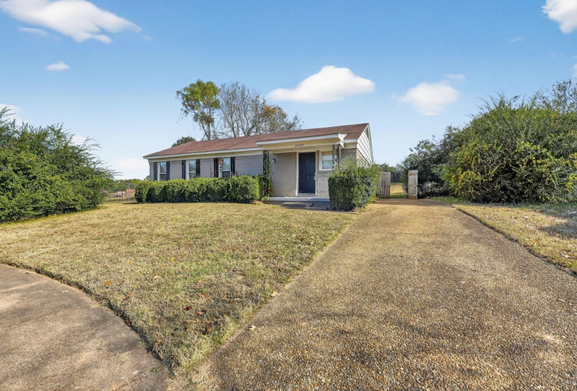 4360 BLUEBELL ST, Memphis, Tennessee 38109, 4 Bedrooms Bedrooms, 6 Rooms Rooms,1 BathroomBathrooms,Residential,For Sale,BLUEBELL,10209892