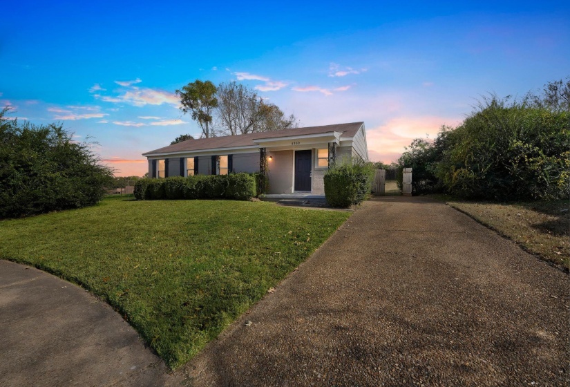 4360 BLUEBELL ST, Memphis, Tennessee 38109, 4 Bedrooms Bedrooms, 6 Rooms Rooms,1 BathroomBathrooms,Residential,For Sale,BLUEBELL,10209892