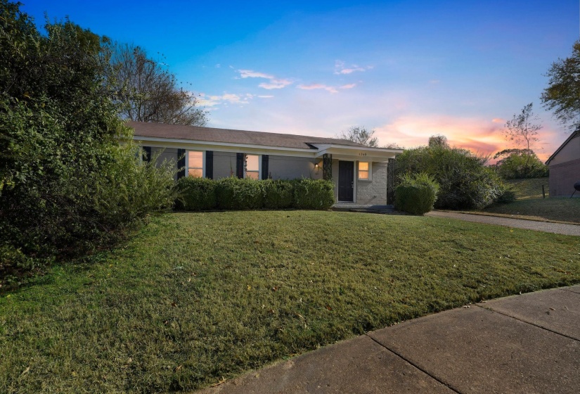 4360 BLUEBELL ST, Memphis, Tennessee 38109, 4 Bedrooms Bedrooms, 6 Rooms Rooms,1 BathroomBathrooms,Residential,For Sale,BLUEBELL,10209892