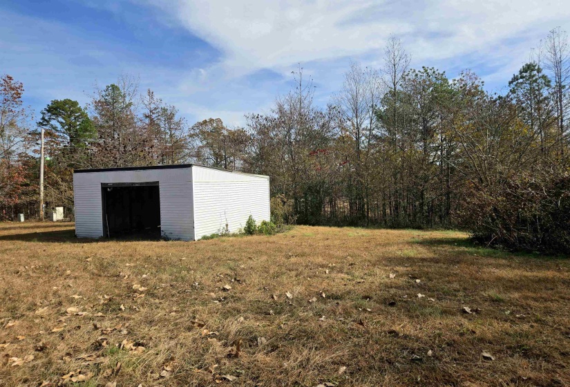 1907 ELMER COX RD, Bethel Springs, Tennessee 38315, 2 Bedrooms Bedrooms, 5 Rooms Rooms,1 BathroomBathrooms,Residential,For Sale,ELMER COX,10209896