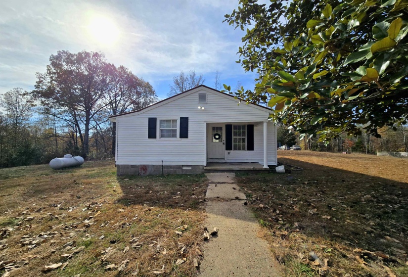 1907 ELMER COX RD, Bethel Springs, Tennessee 38315, 2 Bedrooms Bedrooms, 5 Rooms Rooms,1 BathroomBathrooms,Residential,For Sale,ELMER COX,10209896