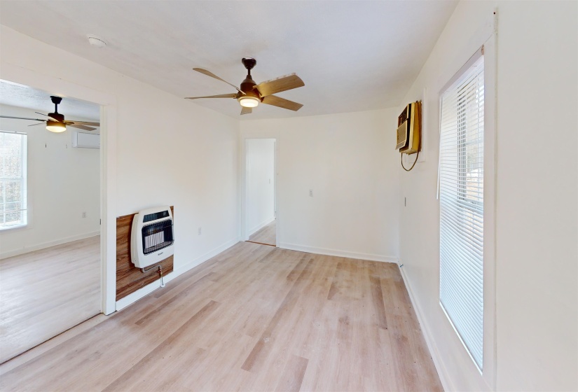 1907 ELMER COX RD, Bethel Springs, Tennessee 38315, 2 Bedrooms Bedrooms, 5 Rooms Rooms,1 BathroomBathrooms,Residential,For Sale,ELMER COX,10209896