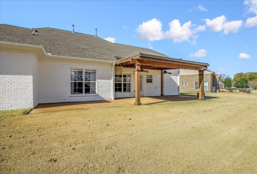 250 LEWIS FAIRWAY CIR, Oakland, Tennessee 38060, 4 Bedrooms Bedrooms, 9 Rooms Rooms,2.1 BathroomsBathrooms,Residential,For Sale,LEWIS FAIRWAY,10209898