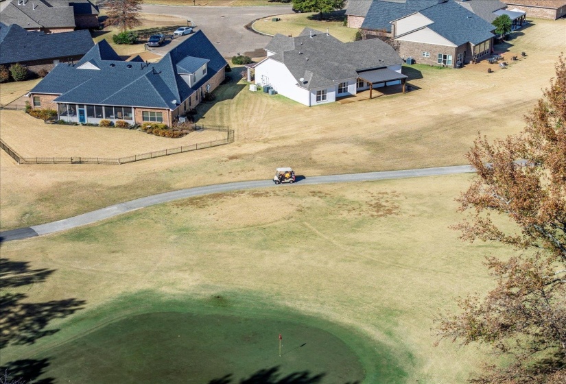 250 LEWIS FAIRWAY CIR, Oakland, Tennessee 38060, 4 Bedrooms Bedrooms, 9 Rooms Rooms,2.1 BathroomsBathrooms,Residential,For Sale,LEWIS FAIRWAY,10209898