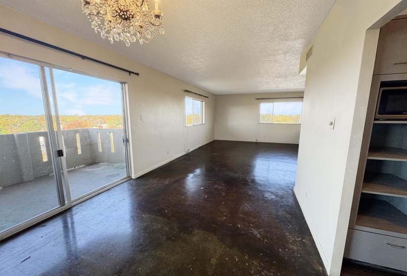 1960 PARKWAY AVE, Memphis, Tennessee 38112, 2 Bedrooms Bedrooms, 5 Rooms Rooms,2 BathroomsBathrooms,Residential,For Sale,PARKWAY,10209901