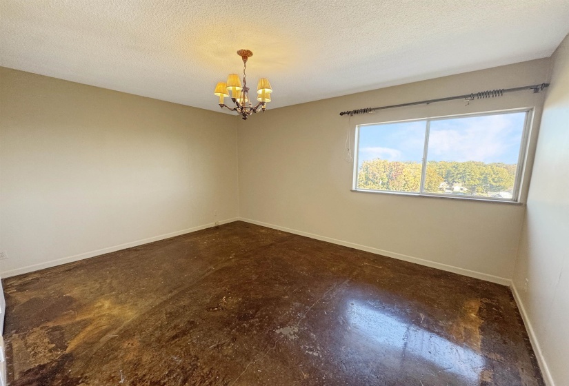 1960 PARKWAY AVE, Memphis, Tennessee 38112, 2 Bedrooms Bedrooms, 5 Rooms Rooms,2 BathroomsBathrooms,Residential,For Sale,PARKWAY,10209901