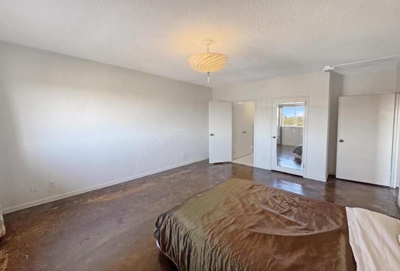 1960 PARKWAY AVE, Memphis, Tennessee 38112, 2 Bedrooms Bedrooms, 5 Rooms Rooms,2 BathroomsBathrooms,Residential,For Sale,PARKWAY,10209901