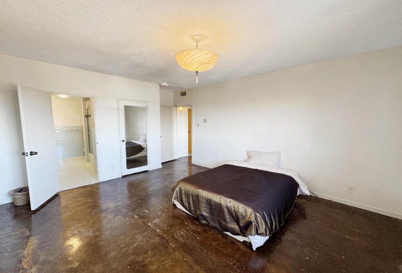 1960 PARKWAY AVE, Memphis, Tennessee 38112, 2 Bedrooms Bedrooms, 5 Rooms Rooms,2 BathroomsBathrooms,Residential,For Sale,PARKWAY,10209901