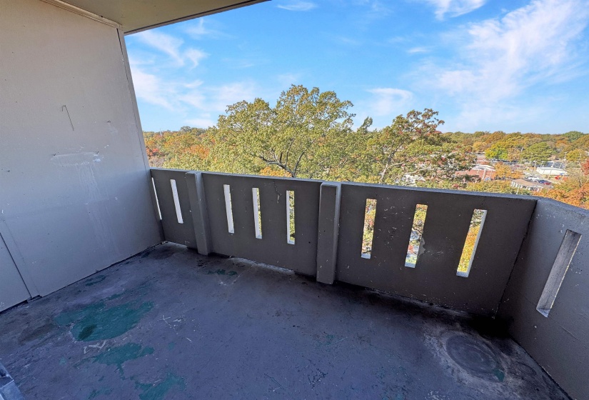 1960 PARKWAY AVE, Memphis, Tennessee 38112, 2 Bedrooms Bedrooms, 5 Rooms Rooms,2 BathroomsBathrooms,Residential,For Sale,PARKWAY,10209901