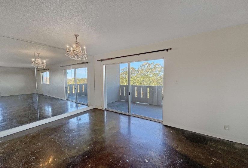 1960 PARKWAY AVE, Memphis, Tennessee 38112, 2 Bedrooms Bedrooms, 5 Rooms Rooms,2 BathroomsBathrooms,Residential,For Sale,PARKWAY,10209901