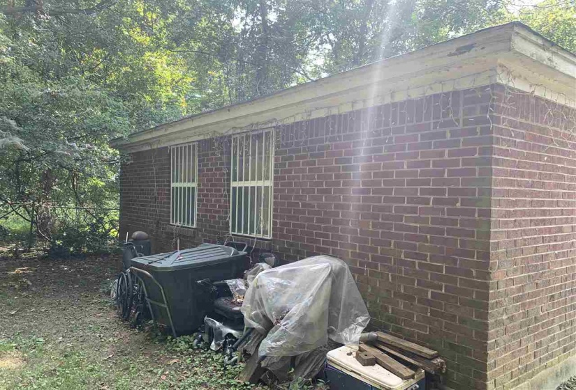 1414 HORACE ST, Memphis, Tennessee 38106, 3 Bedrooms Bedrooms, 6 Rooms Rooms,1.1 BathroomsBathrooms,Residential,For Sale,HORACE,10209912