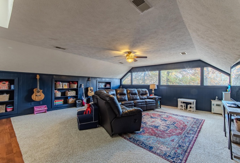 215 SAINT ANDREWS CT, Counce, Tennessee 38326-4243, 3 Bedrooms Bedrooms, 10 Rooms Rooms,3 BathroomsBathrooms,Residential,For Sale,SAINT ANDREWS,10209914