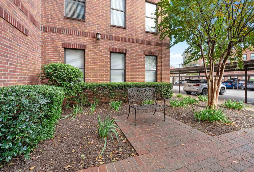 721 LITTY CT, Memphis, Tennessee 38103, 1 Bedroom Bedrooms, 4 Rooms Rooms,1.1 BathroomsBathrooms,Residential,For Sale,LITTY,10209917