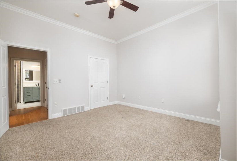 680 HARBOR BEND RD, Memphis, Tennessee 38103, 1 Bedroom Bedrooms, 4 Rooms Rooms,1 BathroomBathrooms,Residential,For Sale,HARBOR BEND,10209919