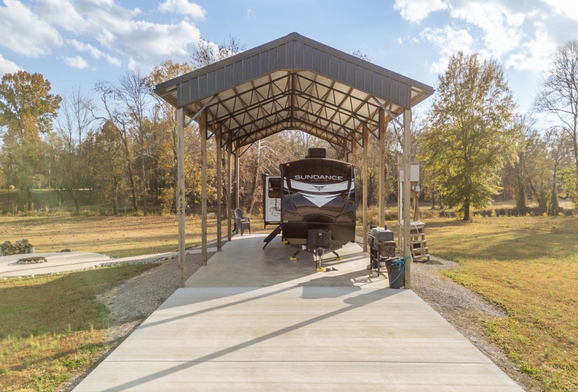 6425 CRAVENS RD, Savannah, Tennessee 38372, ,Land,For Sale,CRAVENS,10209931