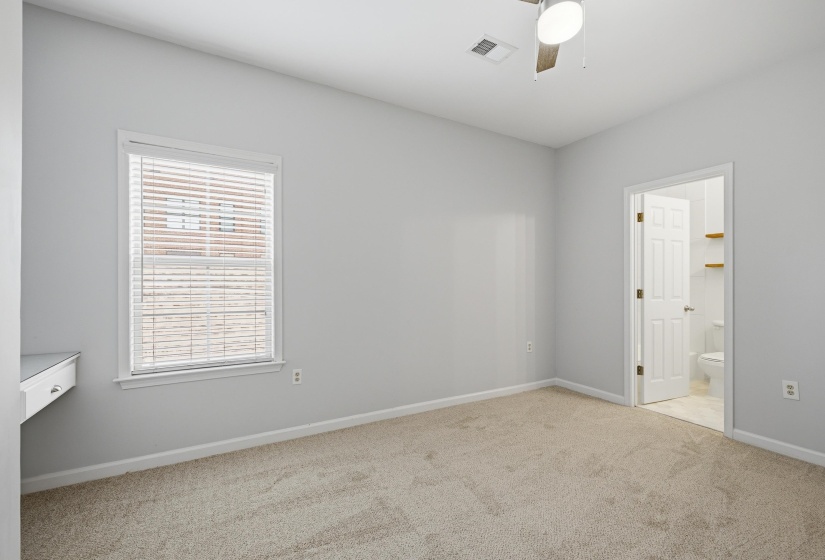 89 CAROLINA AVE, Memphis, Tennessee 38103, 2 Bedroom Bedrooms, 5 Room Rooms,2.1 BathroomBathrooms,Residential,For Sale,CAROLINA,0,10209930