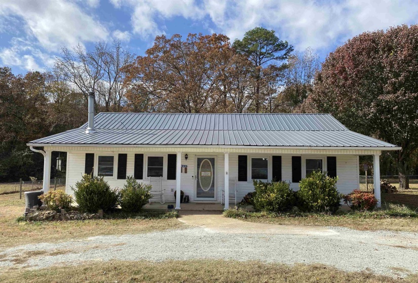 140 ANCIL WAY, Savannah, Tennessee 38372, 3 Bedrooms Bedrooms, 6 Rooms Rooms,2 BathroomsBathrooms,Residential,For Sale,ANCIL,10209937