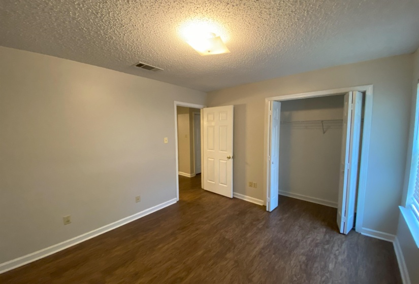 6607 SUNGATE DR, Bartlett, Tennessee 38135, 2 Bedrooms Bedrooms, 5 Rooms Rooms,2 BathroomsBathrooms,Rental Properties,For Sale,SUNGATE,10209979