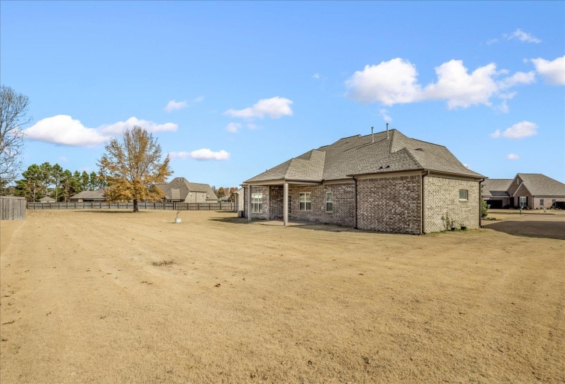 7193 ALEXANDER HILL LN, Millington, Tennessee 38053, 5 Bedrooms Bedrooms, 10 Rooms Rooms,3 BathroomsBathrooms,Residential,For Sale,ALEXANDER HILL,10209974