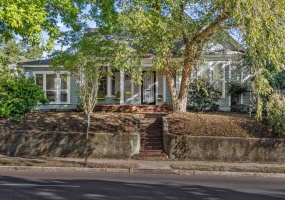 2282 CENTRAL AVE, Memphis, Tennessee 38104, 2 Bedrooms Bedrooms, 13 Rooms Rooms,1.1 BathroomsBathrooms,Residential,For Sale,CENTRAL,10209986 2282 CENTRAL AVE, Memphis, Tennessee 38104, 2 Bedrooms Bedrooms, 13 Rooms Rooms,1.1 BathroomsBathrooms,Residential,For Sale,CENTRAL,10209986