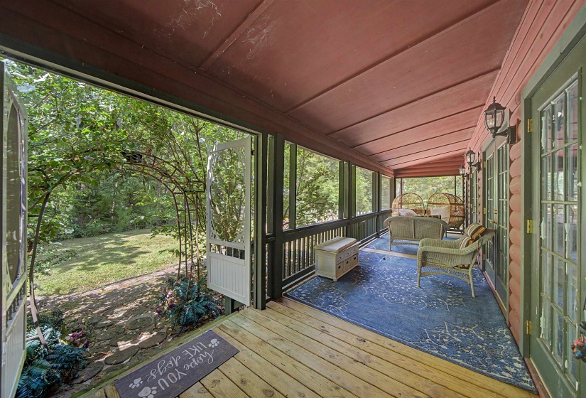 2835 CERRO GORDO RD, Olivehill, Tennessee 38475, 3 Bedroom Bedrooms, 11 Room Rooms,3 BathroomBathrooms,Residential,For Sale,CERRO GORDO,0,10209991