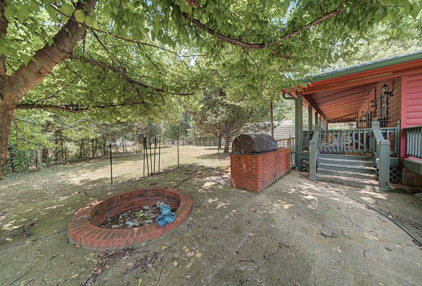 2835 CERRO GORDO RD, Olivehill, Tennessee 38475, 3 Bedroom Bedrooms, 11 Room Rooms,3 BathroomBathrooms,Residential,For Sale,CERRO GORDO,0,10209991