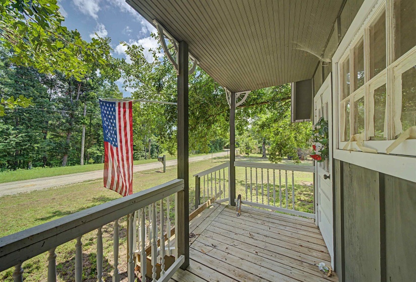 2835 CERRO GORDO RD, Olivehill, Tennessee 38475, 3 Bedroom Bedrooms, 11 Room Rooms,3 BathroomBathrooms,Residential,For Sale,CERRO GORDO,0,10209991