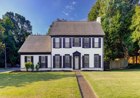 7801 AUTUMN CREEK DR, Memphis, Tennessee 38018, 4 Bedrooms Bedrooms, 7 Rooms Rooms,2.1 BathroomsBathrooms,Residential,For Sale,AUTUMN CREEK,10210013