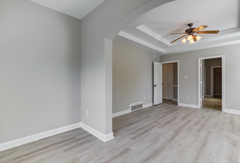 9695 WOODLAND CREEK LN, Unincorporated, Tennessee 38018, 4 Bedrooms Bedrooms, 7 Rooms Rooms,2.1 BathroomsBathrooms,Residential,For Sale,WOODLAND CREEK,10210014