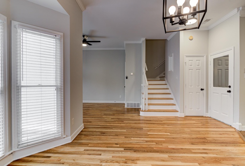 604 MADEWOOD DR, Memphis, Tennessee 38103, 3 Bedrooms Bedrooms, 7 Rooms Rooms,2.1 BathroomsBathrooms,Residential,For Sale,MADEWOOD,10210015