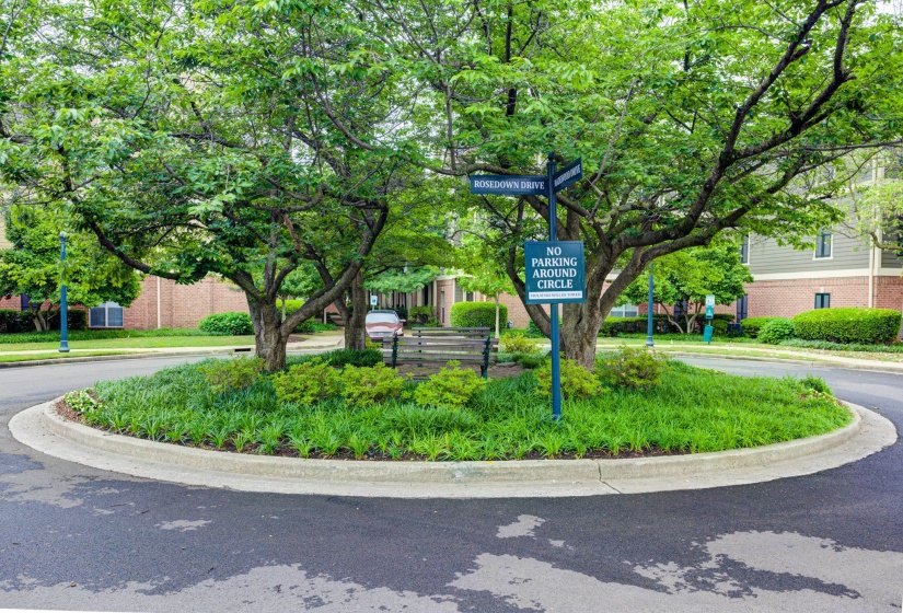 604 MADEWOOD DR, Memphis, Tennessee 38103, 3 Bedrooms Bedrooms, 7 Rooms Rooms,2.1 BathroomsBathrooms,Residential,For Sale,MADEWOOD,10210015