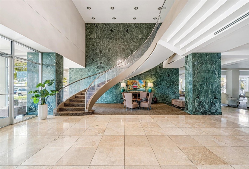 655 RIVERSIDE DR, Memphis, Tennessee 38103, 2 Bedrooms Bedrooms, 5 Rooms Rooms,2 BathroomsBathrooms,Residential,For Sale,RIVERSIDE,10210023