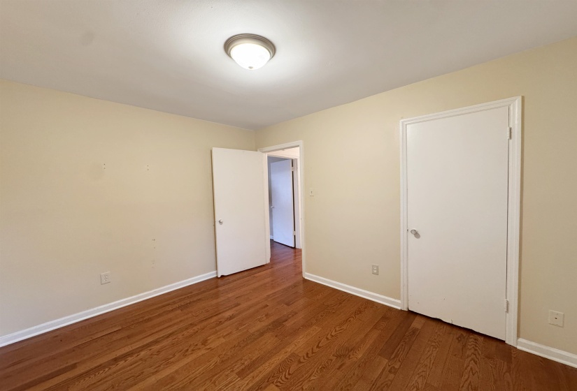 1519 WHITE STATION RD, Memphis, Tennessee 38117, 3 Bedrooms Bedrooms, 5 Rooms Rooms,2 BathroomsBathrooms,Residential,For Sale,WHITE STATION,10207760