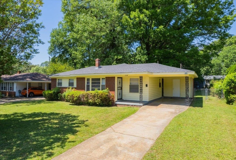 1519 WHITE STATION RD, Memphis, Tennessee 38117, 3 Bedrooms Bedrooms, 5 Rooms Rooms,2 BathroomsBathrooms,Residential,For Sale,WHITE STATION,10207760