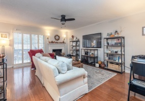 748 HEDGEGROVE DR, Memphis, Tennessee 38117, 2 Bedrooms Bedrooms, 6 Rooms Rooms,2 BathroomsBathrooms,Residential,For Sale,HEDGEGROVE,10210039
