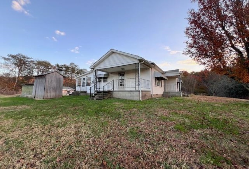 5388 MORRISON CREEK RD, Clifton, Tennessee 38425, 2 Bedrooms Bedrooms, 6 Rooms Rooms,1 BathroomBathrooms,Residential,For Sale,MORRISON CREEK,10210058