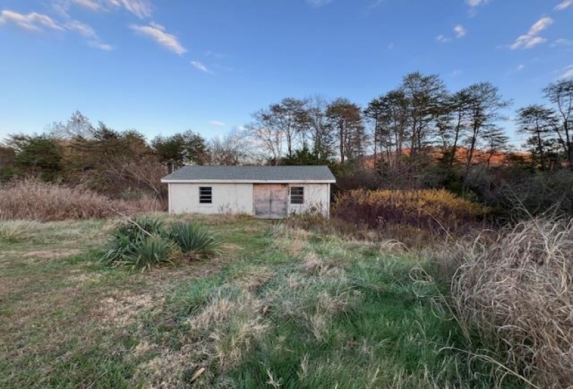 5388 MORRISON CREEK RD, Clifton, Tennessee 38425, 2 Bedrooms Bedrooms, 6 Rooms Rooms,1 BathroomBathrooms,Residential,For Sale,MORRISON CREEK,10210058