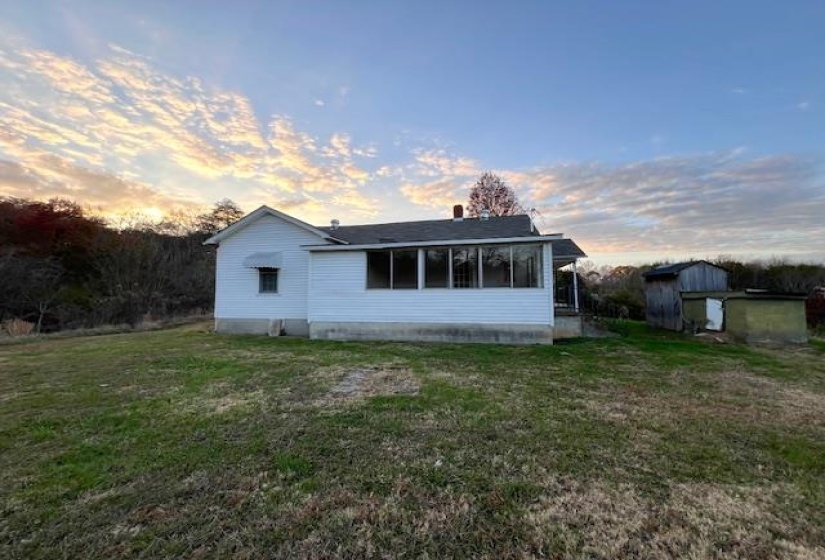 5388 MORRISON CREEK RD, Clifton, Tennessee 38425, 2 Bedrooms Bedrooms, 6 Rooms Rooms,1 BathroomBathrooms,Residential,For Sale,MORRISON CREEK,10210058