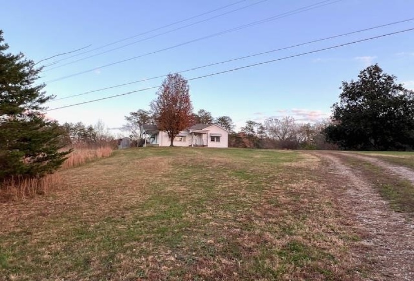 5388 MORRISON CREEK RD, Clifton, Tennessee 38425, 2 Bedrooms Bedrooms, 6 Rooms Rooms,1 BathroomBathrooms,Residential,For Sale,MORRISON CREEK,10210058