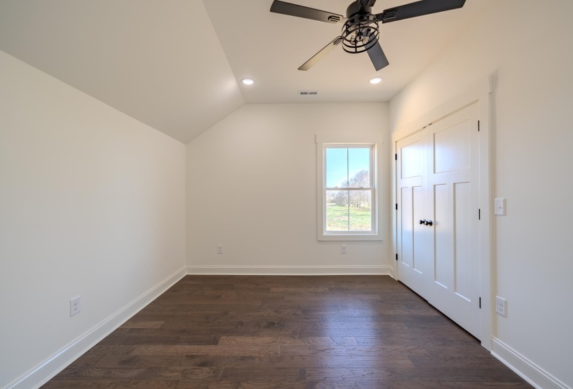 170 BELVEDERE CIR, Savannah, Tennessee 38372, 4 Bedrooms Bedrooms, 8 Rooms Rooms,2.1 BathroomsBathrooms,Residential,For Sale,BELVEDERE,10210061