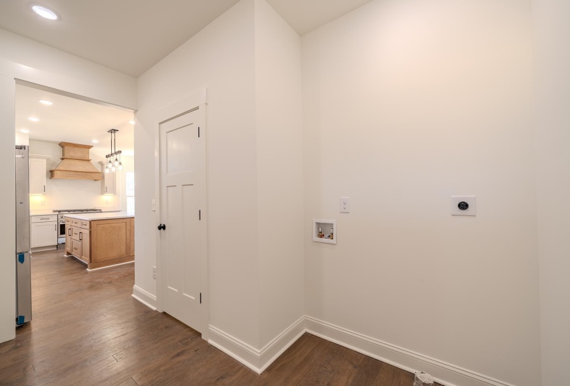 170 BELVEDERE CIR, Savannah, Tennessee 38372, 4 Bedrooms Bedrooms, 8 Rooms Rooms,2.1 BathroomsBathrooms,Residential,For Sale,BELVEDERE,10210061