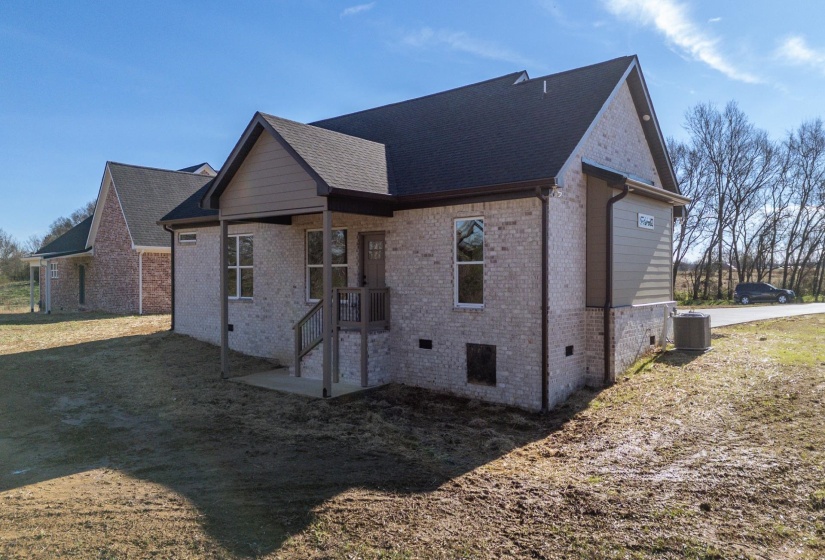 200 BELVEDERE CIR, Savannah, Tennessee 38372, 3 Bedrooms Bedrooms, 7 Rooms Rooms,2 BathroomsBathrooms,Residential,For Sale,BELVEDERE,10210078